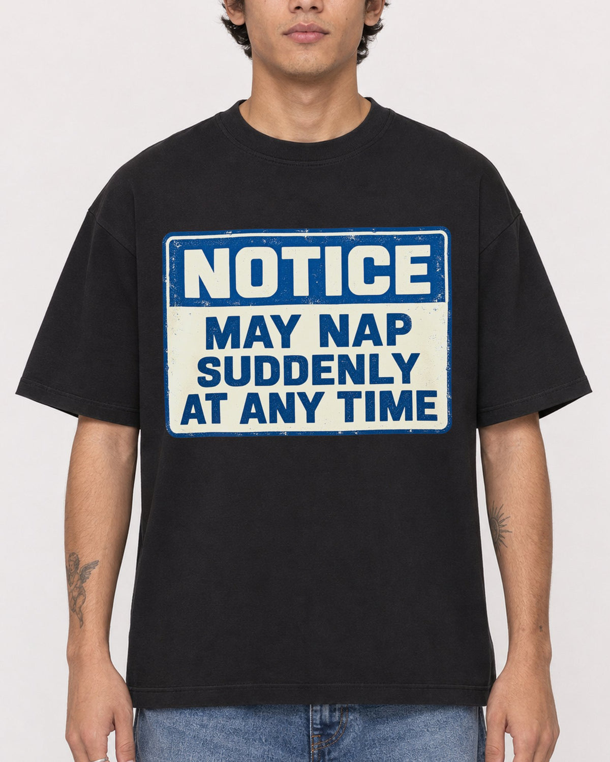 Mockup Boxy Heavyweight Tee Black male close-up 06