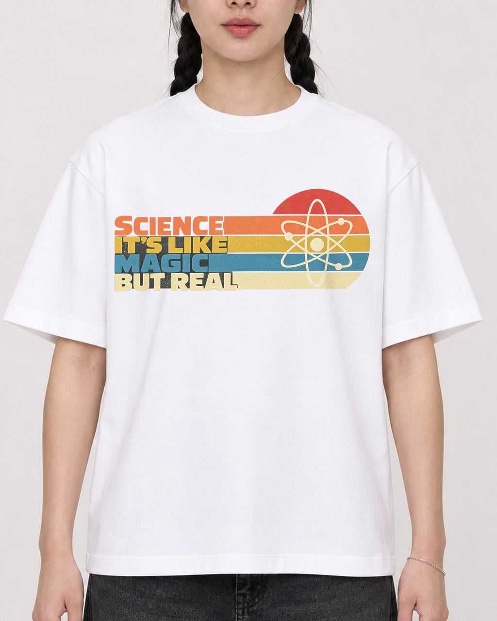 Mockup Boxy Heavyweight Tee White female close-up 43