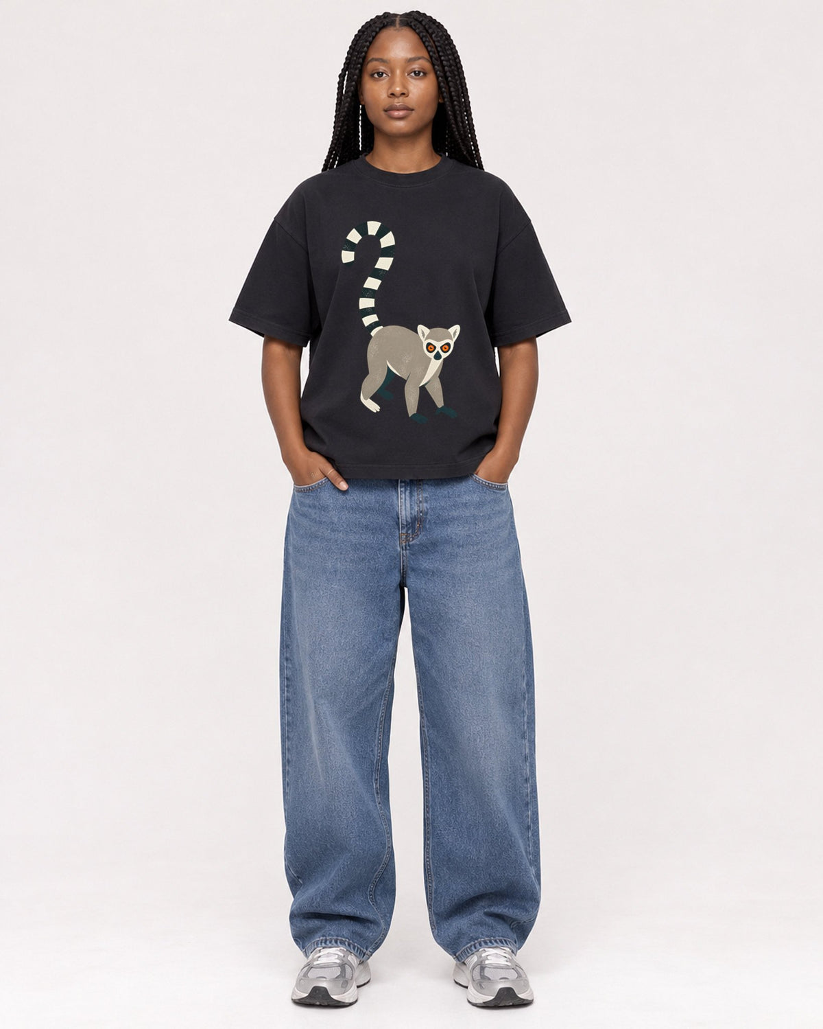 Mockup Boxy Heavyweight Tee Black female full-body 04