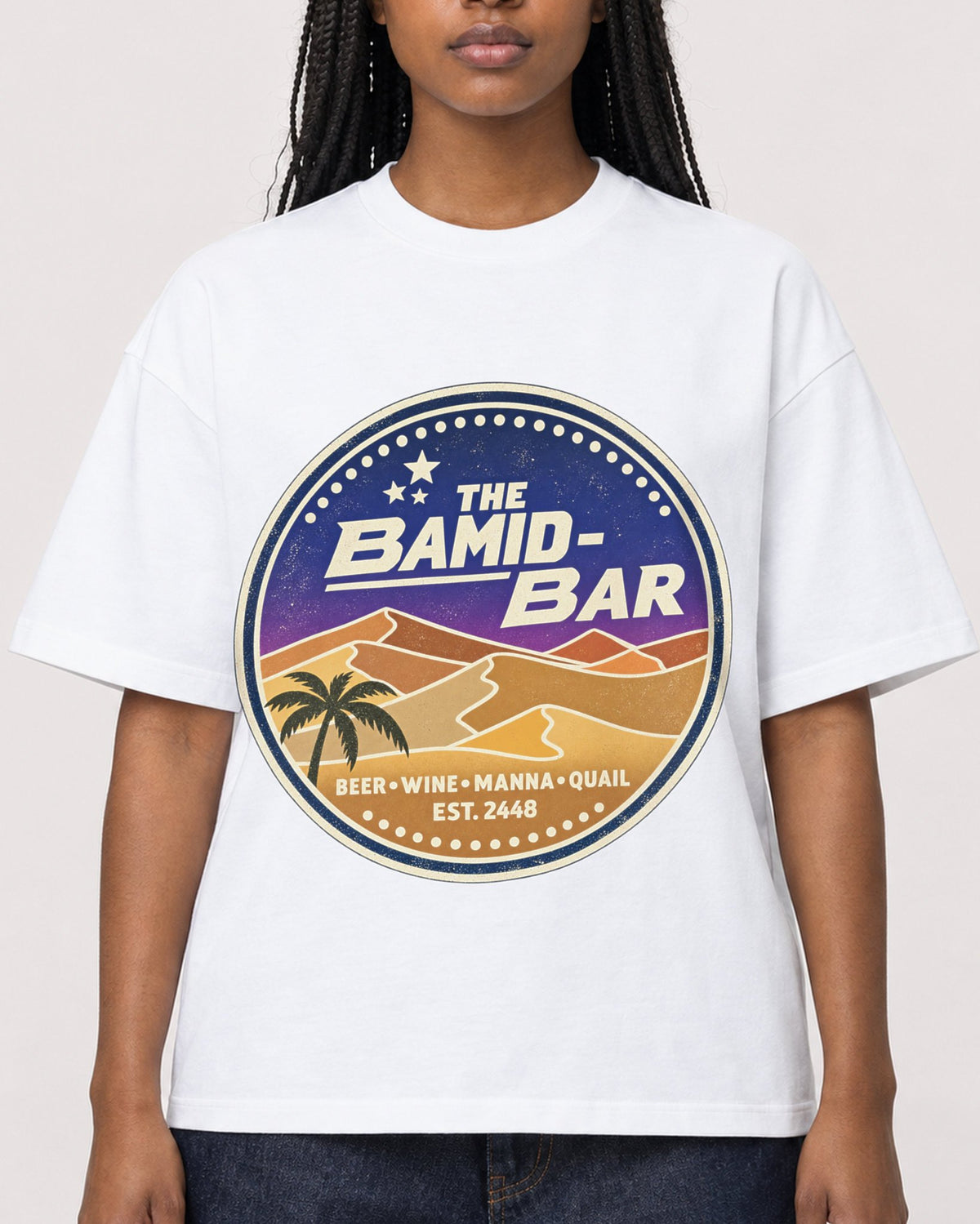Mockup Boxy Heavyweight Tee White female close-up 04