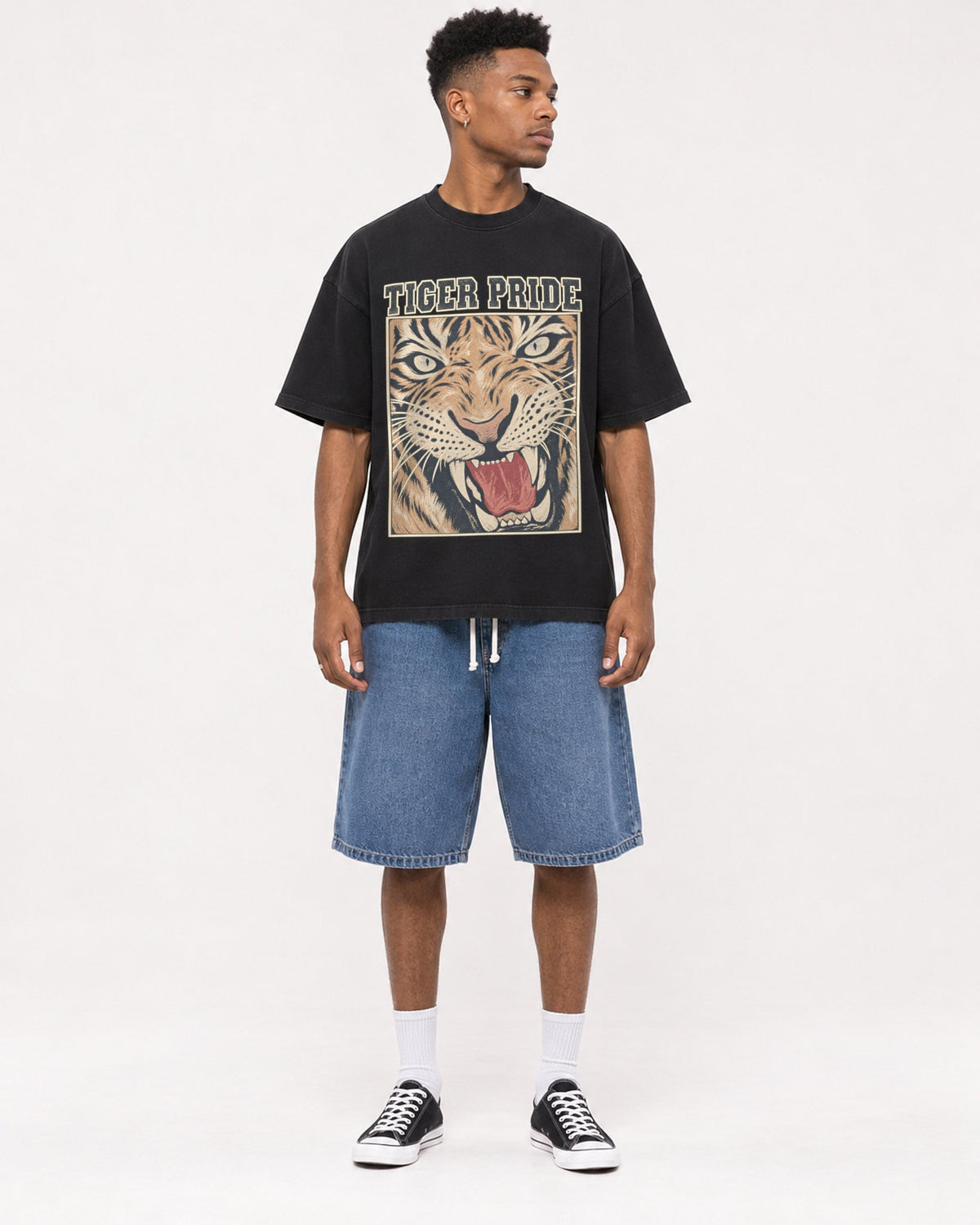 Mockup Boxy Heavyweight Tee Black male full-body 15