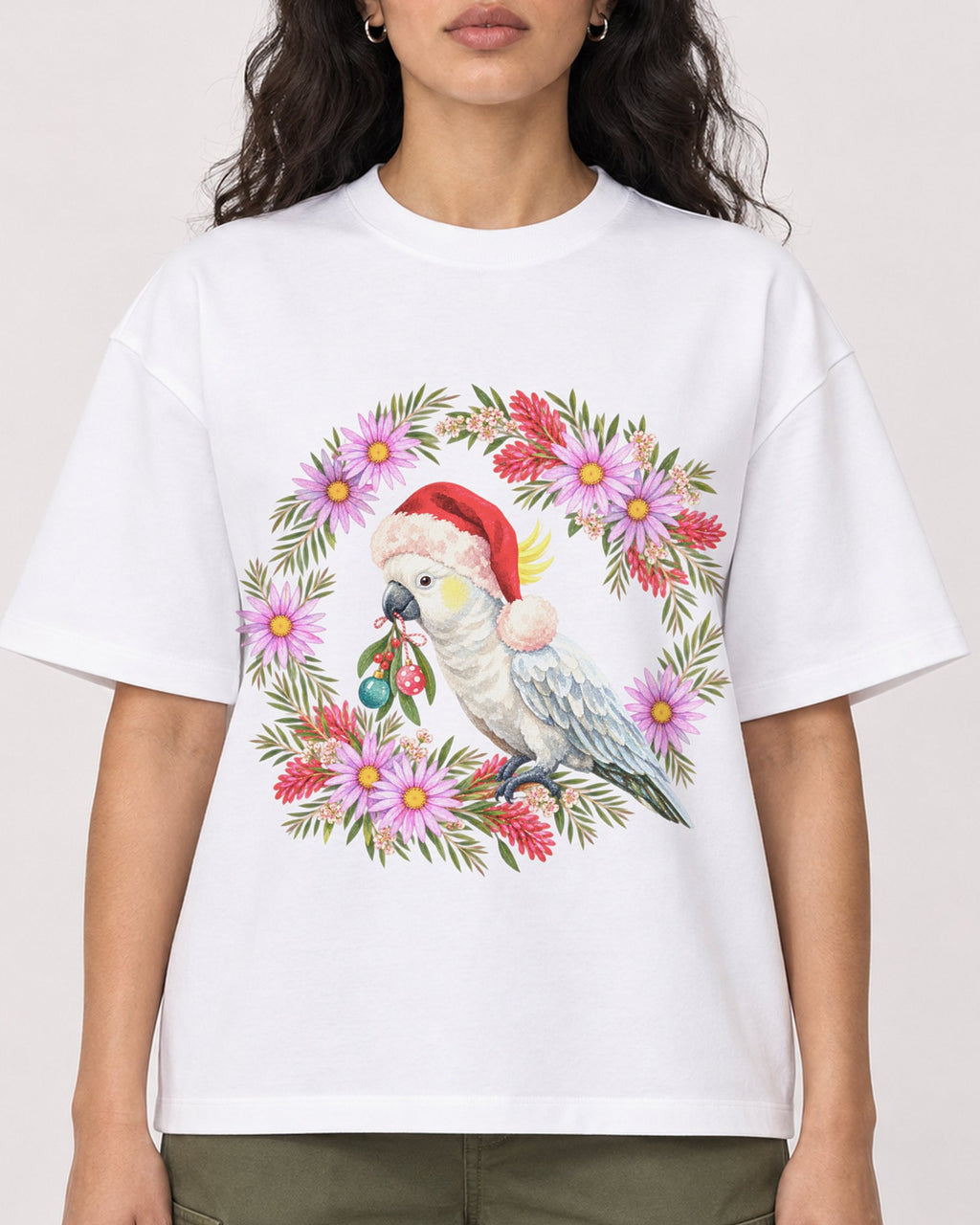 Mockup Boxy Heavyweight Tee White female close-up 07
