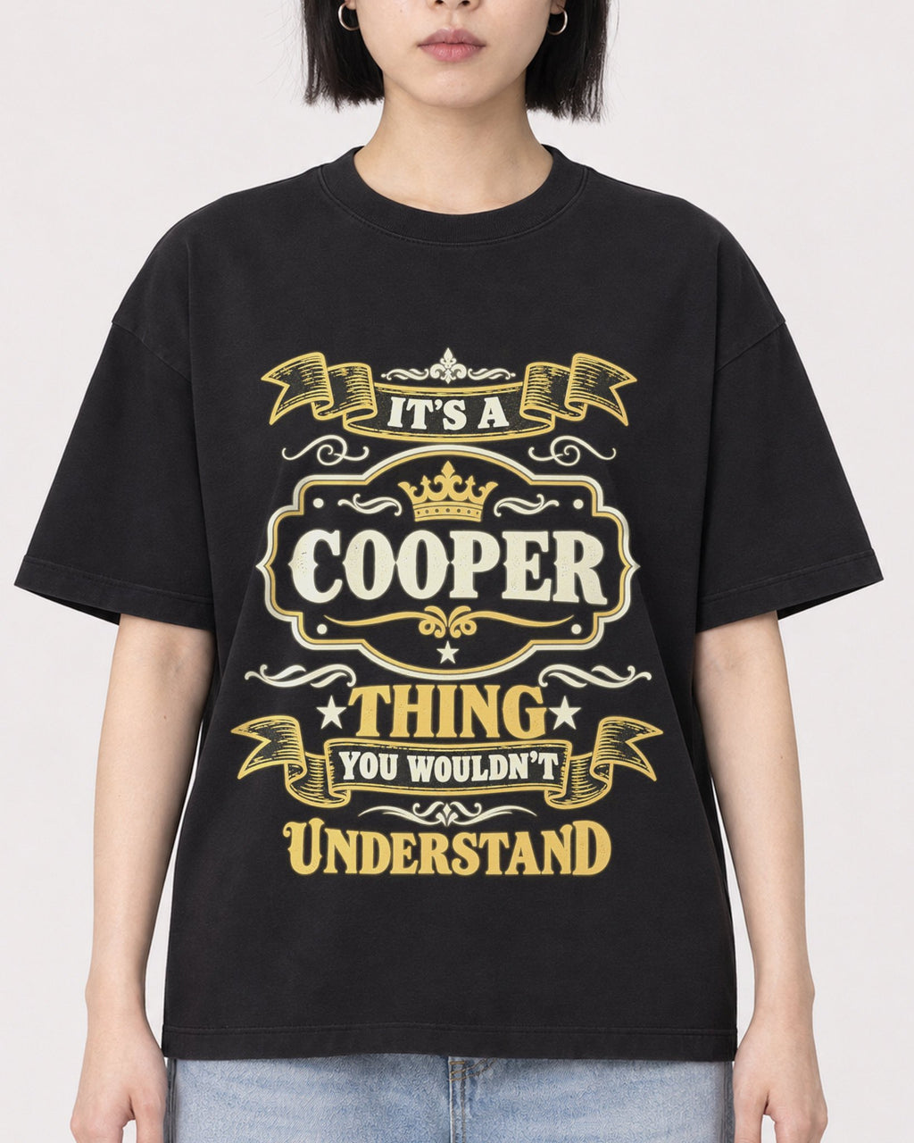 Mockup Boxy Heavyweight Tee Black female close-up 11