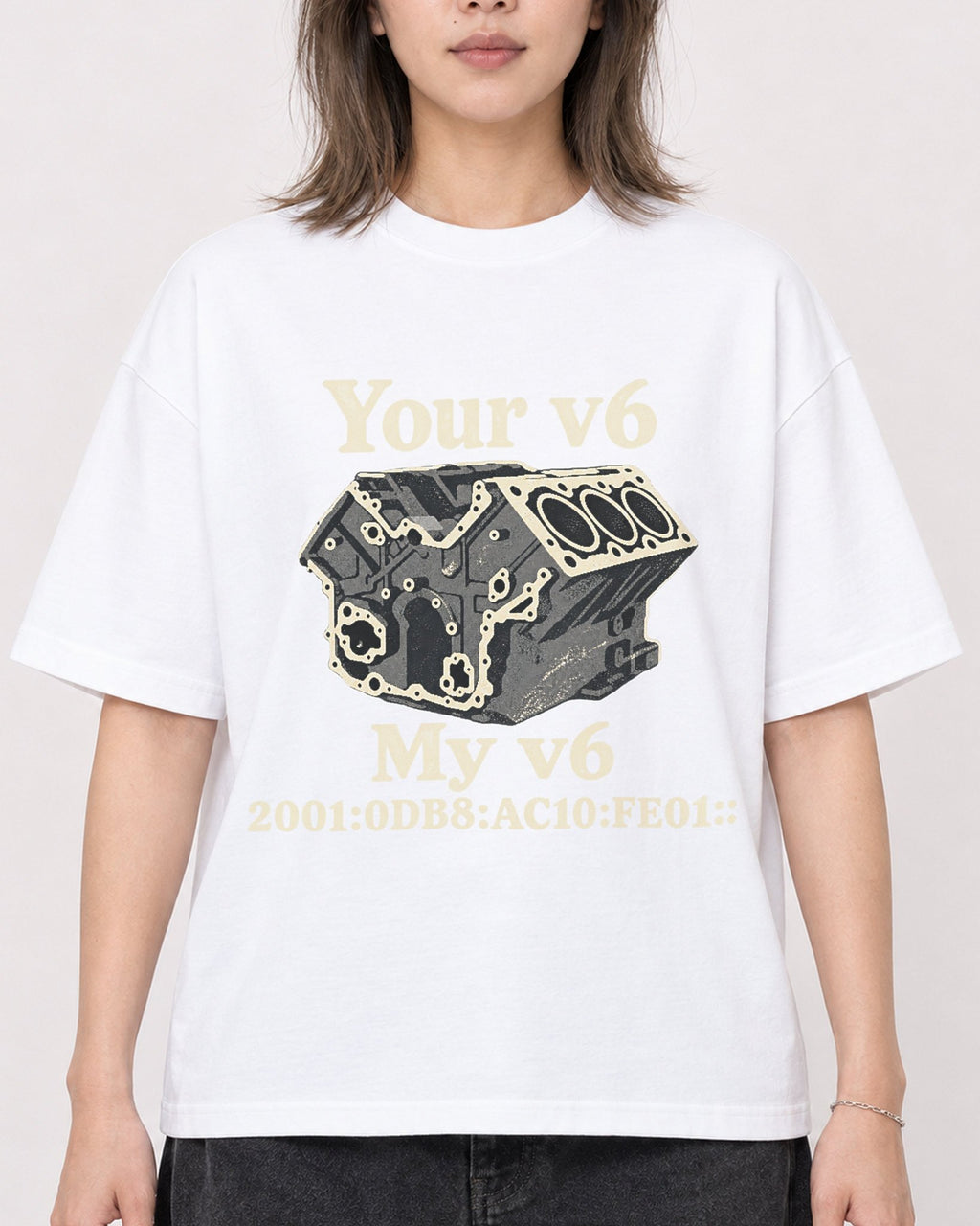 Mockup Boxy Heavyweight Tee White female close-up 33