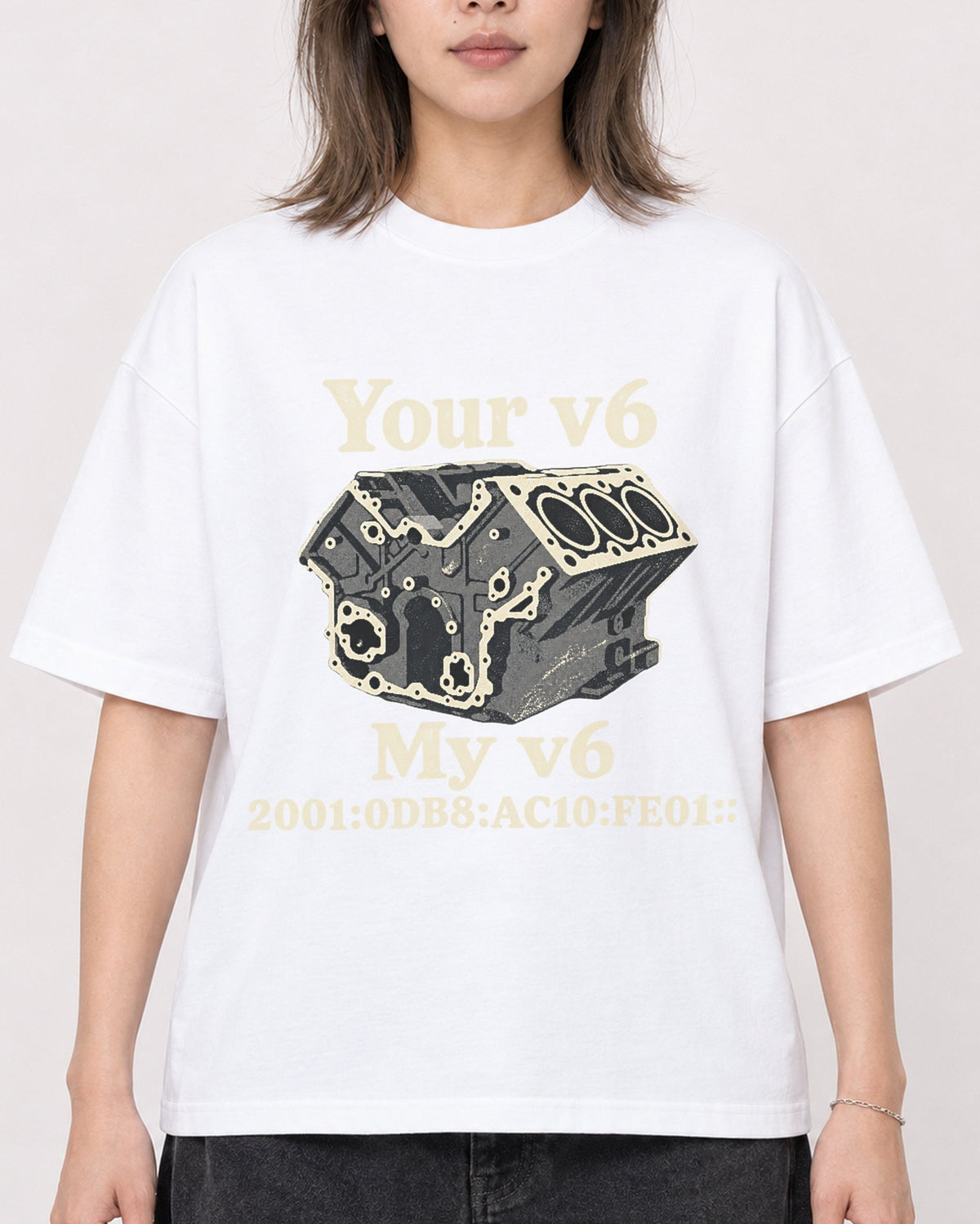 Mockup Boxy Heavyweight Tee White female close-up 33