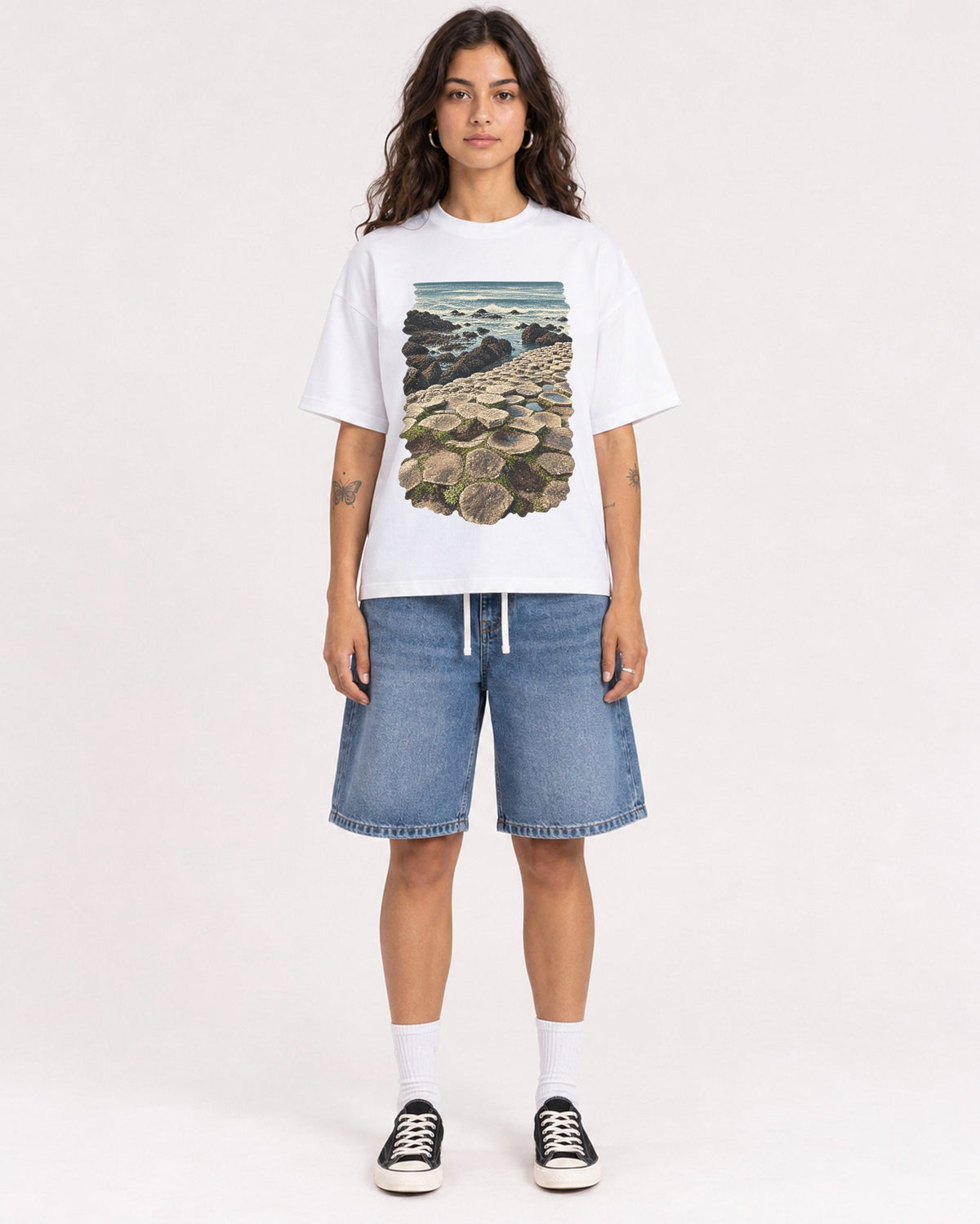 Mockup Boxy Heavyweight Tee White female full-body 06