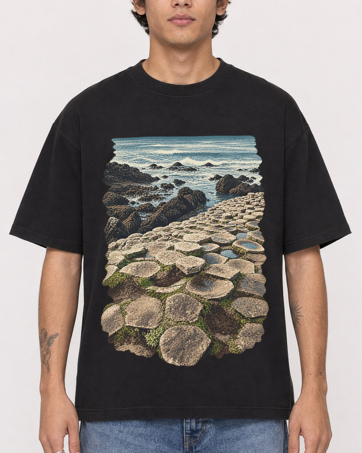 Mockup Boxy Heavyweight Tee Black male close-up 06