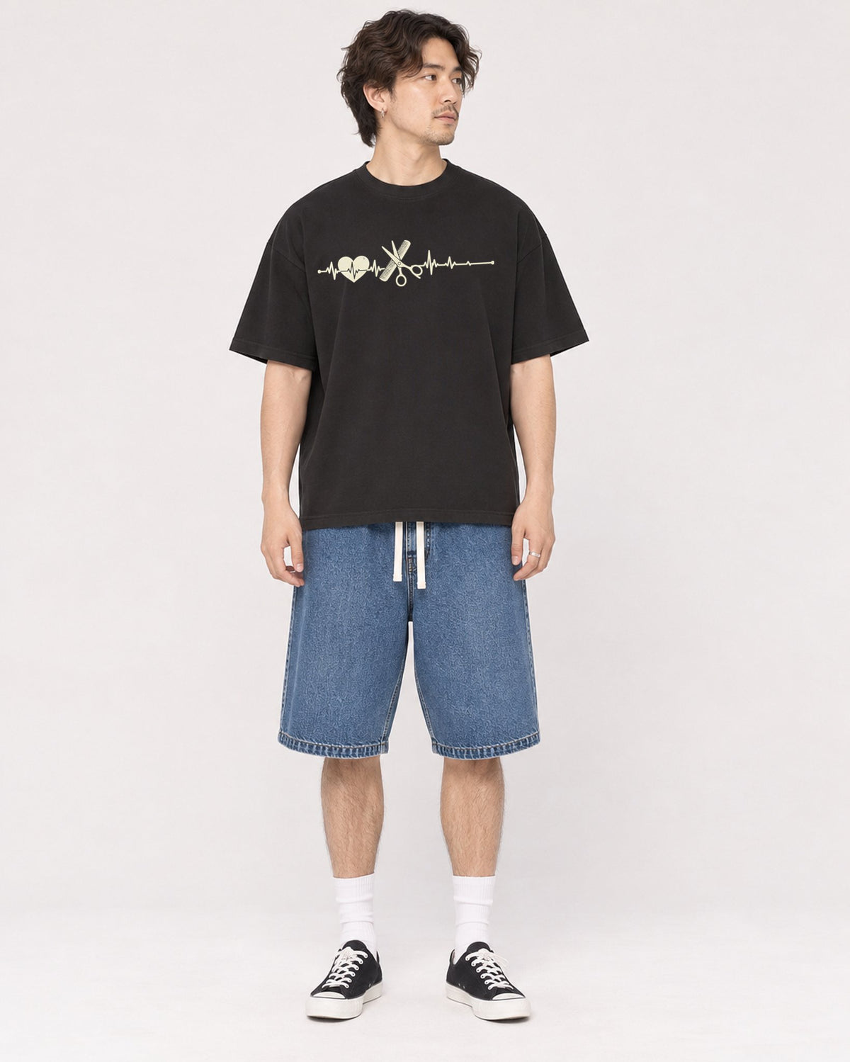Mockup Boxy Heavyweight Tee Black male full-body 03