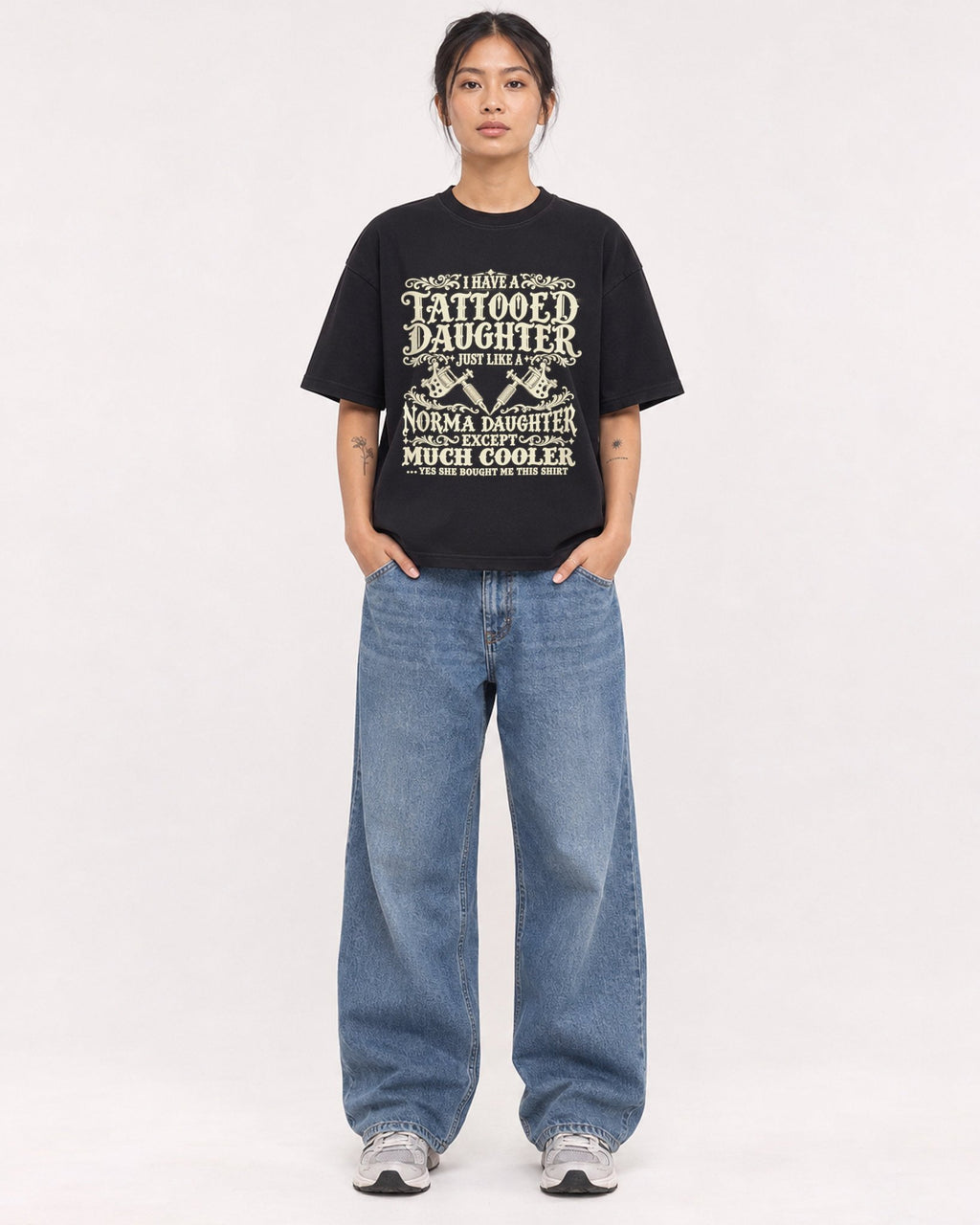 Mockup Boxy Heavyweight Tee Black female full-body 12