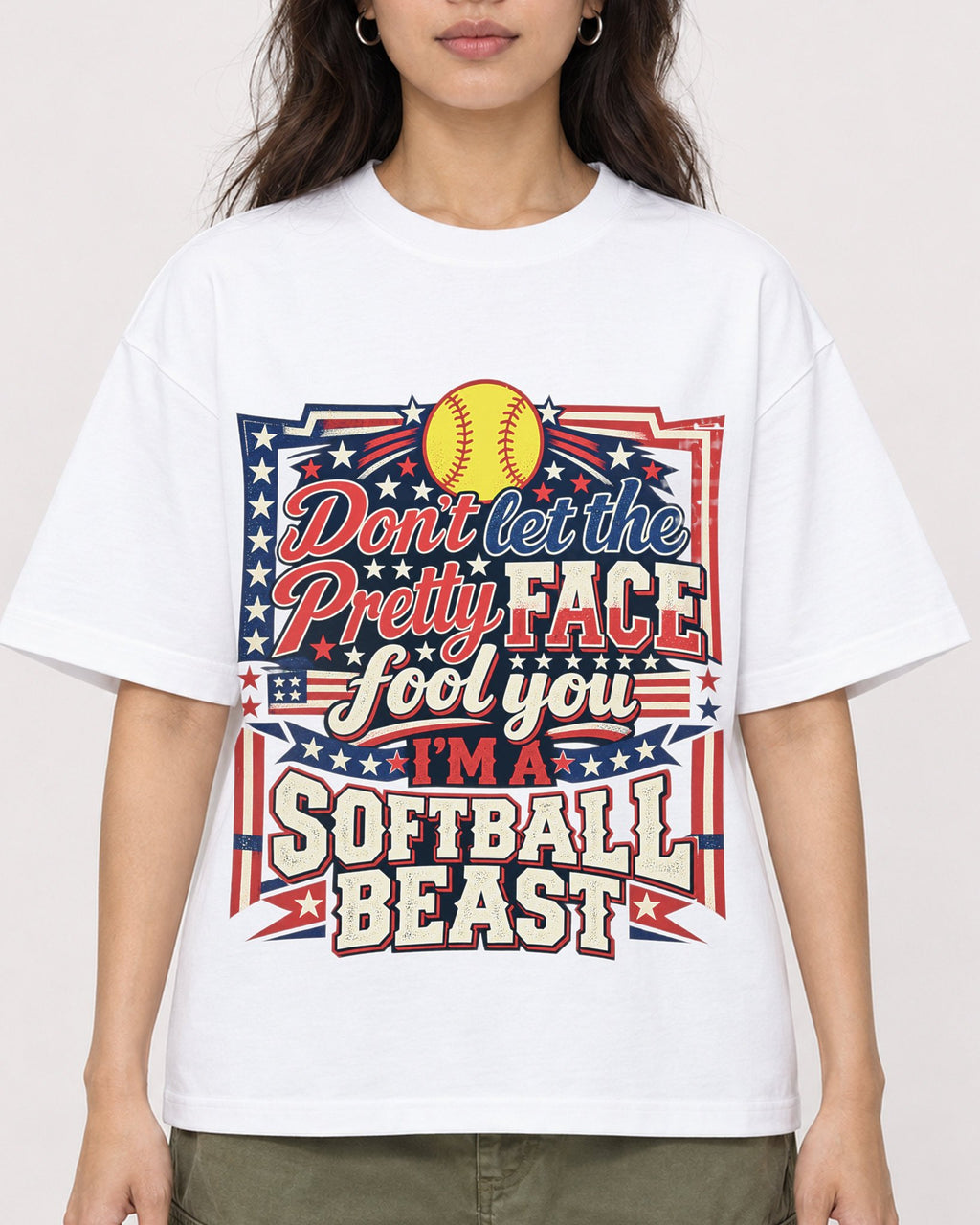 Mockup Boxy Heavyweight Tee White female close-up 02