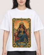 Mockup Boxy Heavyweight Tee White female close-up 13