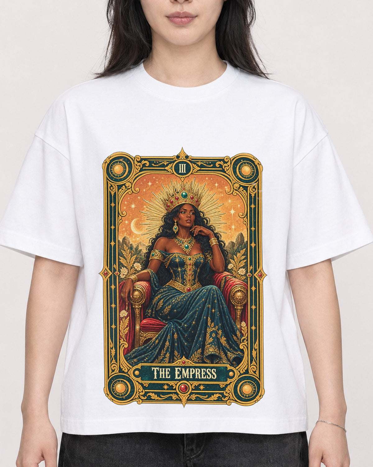 Mockup Boxy Heavyweight Tee White female close-up 13