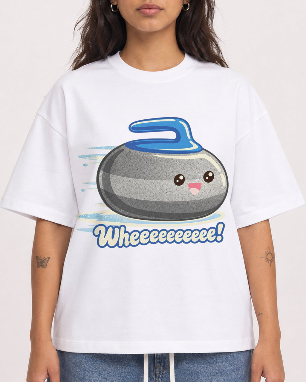 Mockup Boxy Heavyweight Tee White female close-up 06