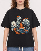 Mockup Boxy Heavyweight Tee Black female close-up 09