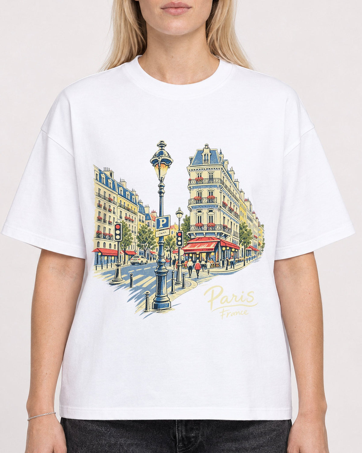 Mockup Boxy Heavyweight Tee White female close-up 08