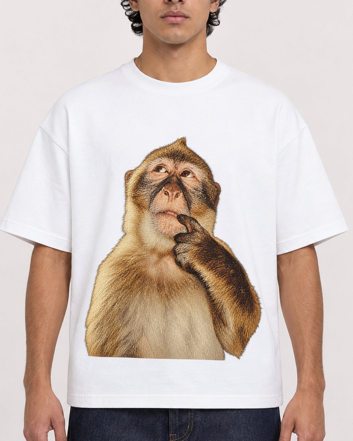 Mockup Boxy Heavyweight Tee White male close-up 26