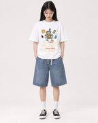 Mockup Boxy Heavyweight Tee White female full-body 01