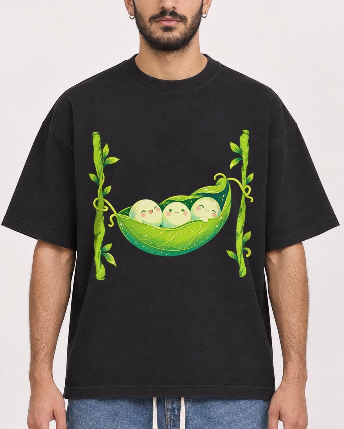 Mockup Boxy Heavyweight Tee Black male close-up 07