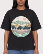 Mockup Boxy Heavyweight Tee Black female close-up 04