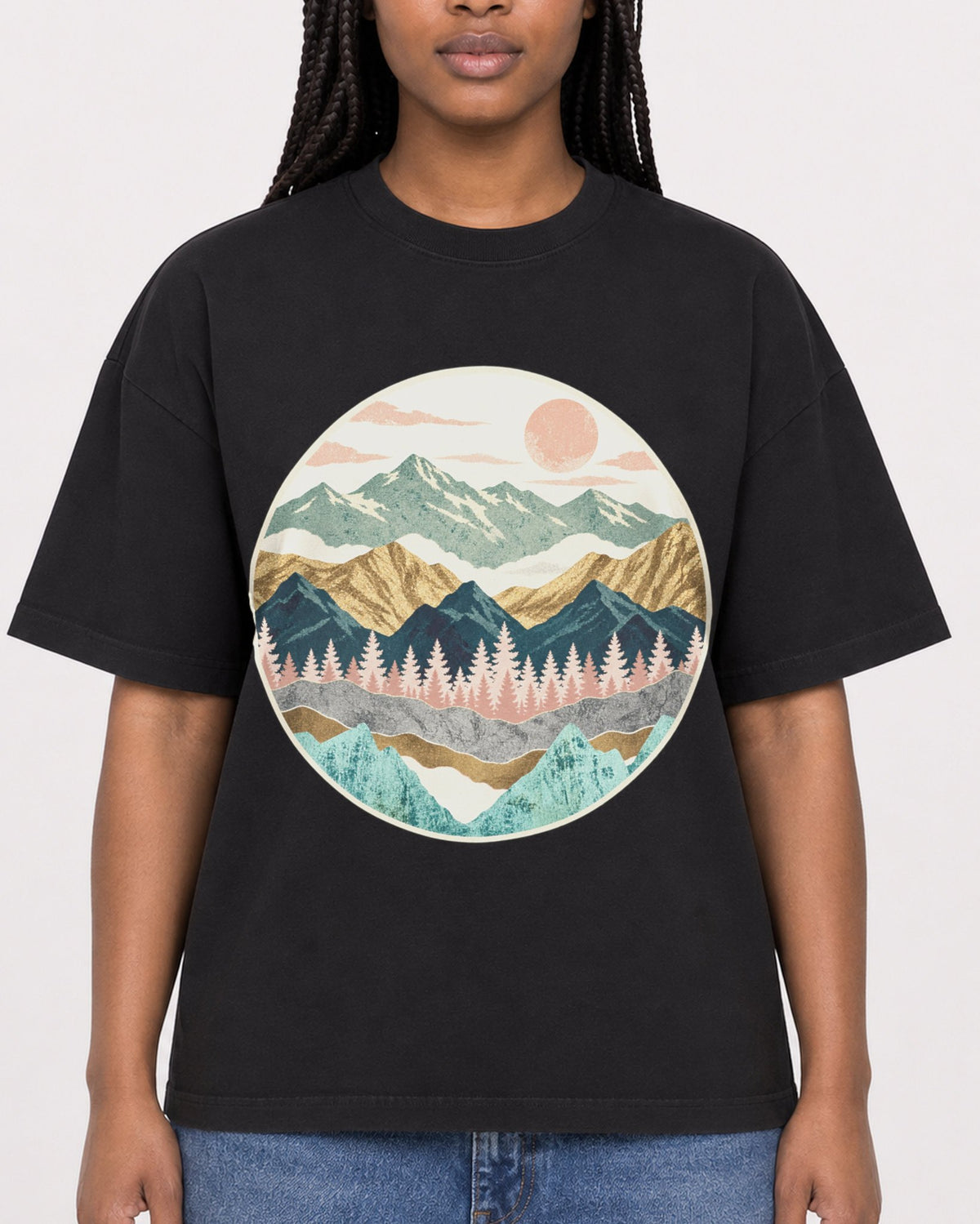 Mockup Boxy Heavyweight Tee Black female close-up 04