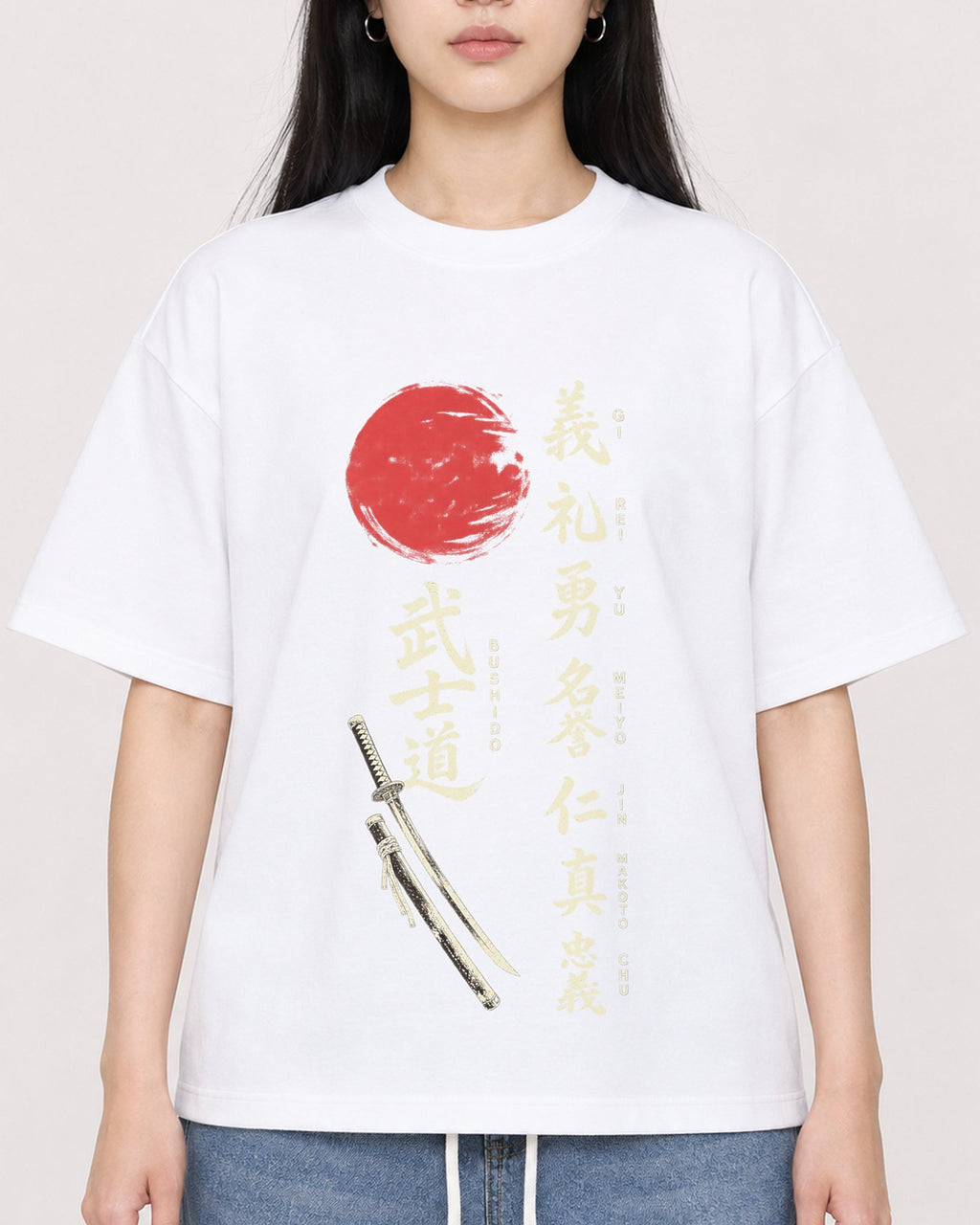 Mockup Boxy Heavyweight Tee White female close-up 01