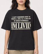 Mockup Boxy Heavyweight Tee Black female close-up 02