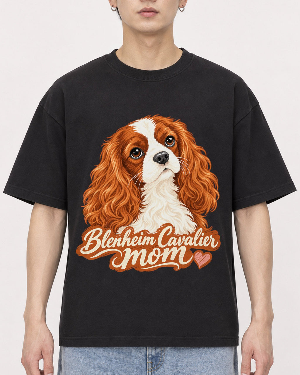 Mockup Boxy Heavyweight Tee Black male close-up 01
