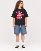Mockup Boxy Heavyweight Tee Black female full-body 09