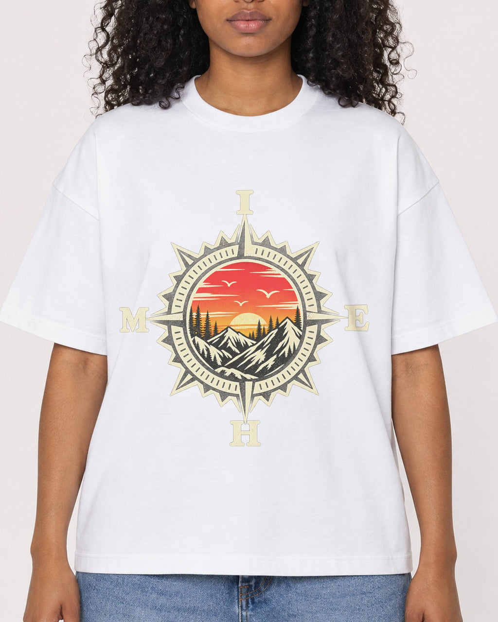 Mockup Boxy Heavyweight Tee White female close-up 05