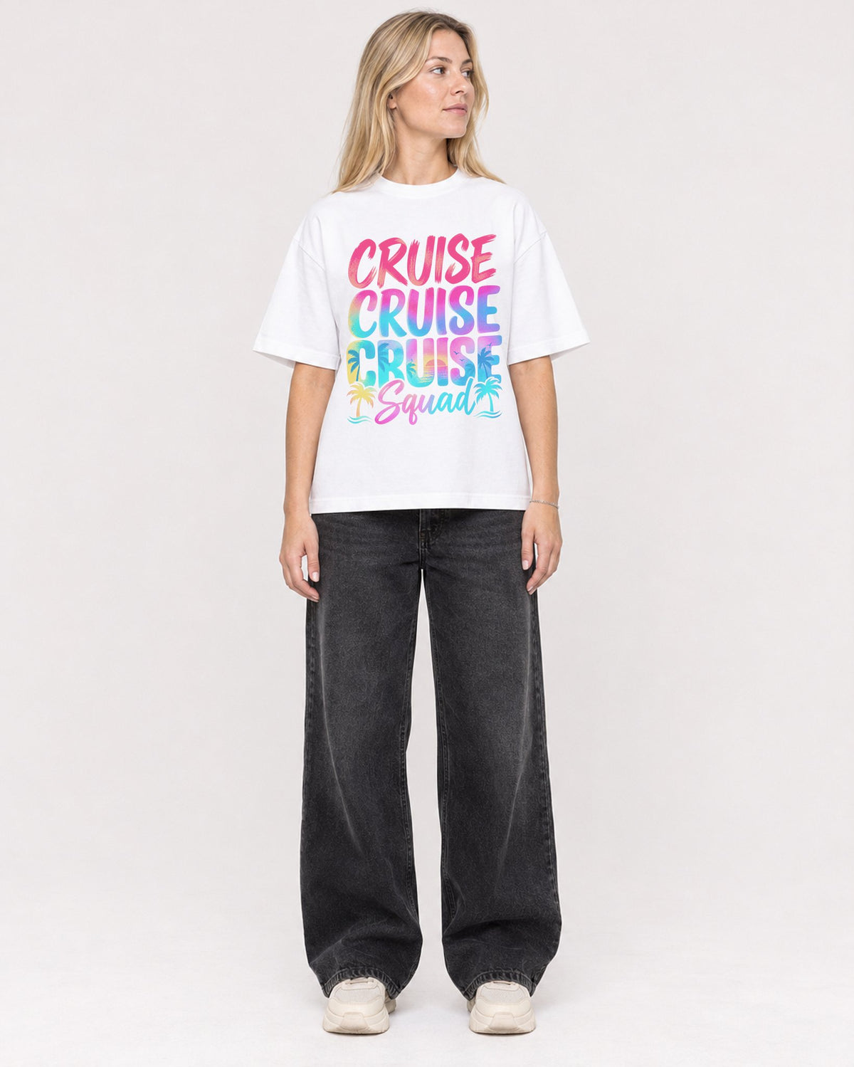 Mockup Boxy Heavyweight Tee White female full-body 08