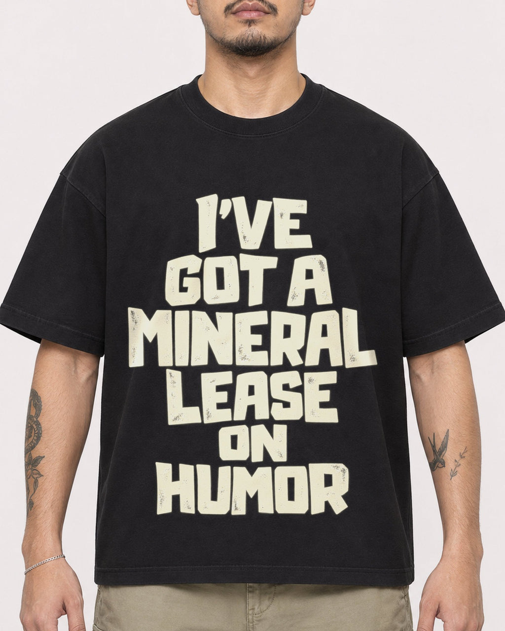 Mockup Boxy Heavyweight Tee Black male close-up 12