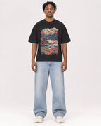 Mockup Boxy Heavyweight Tee Black male full-body 05