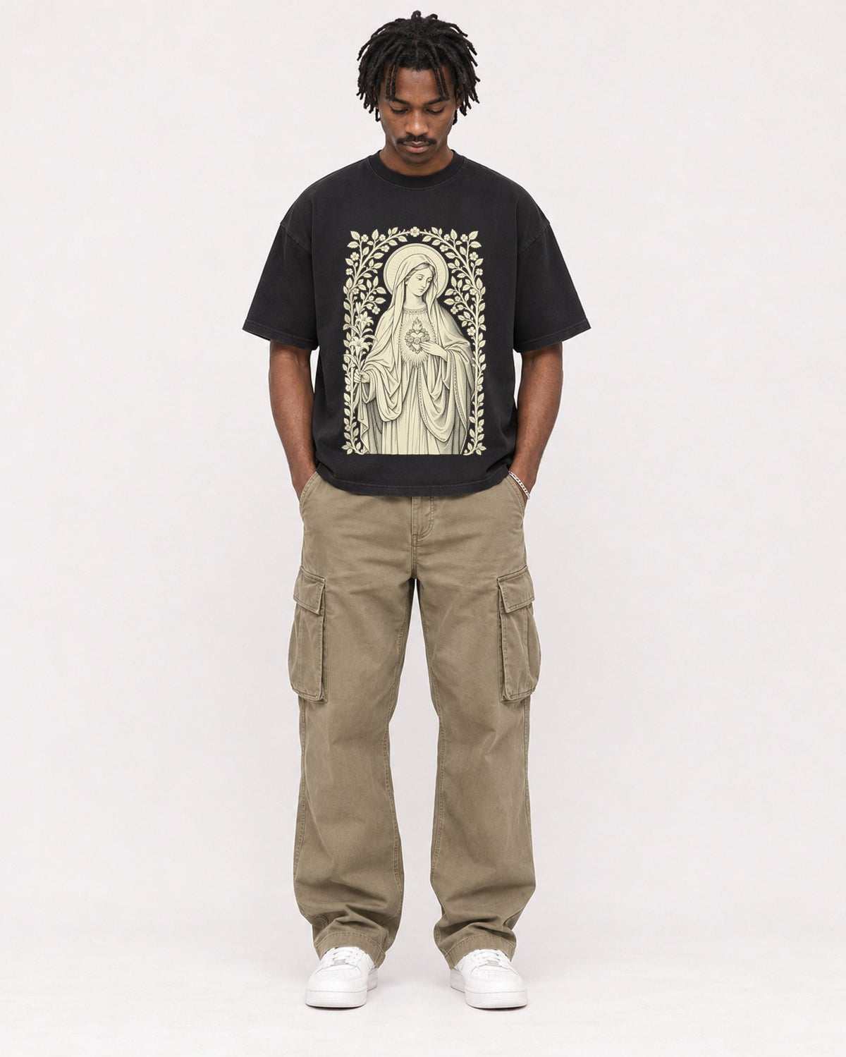 Mockup Boxy Heavyweight Tee Black male full-body 04