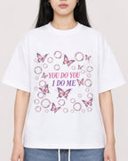 Mockup Boxy Heavyweight Tee White female close-up 01