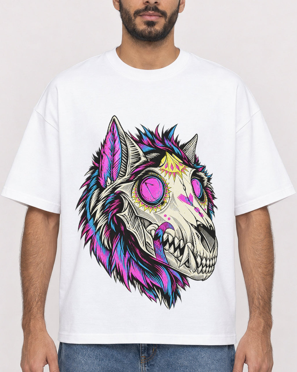 Mockup Boxy Heavyweight Tee White male close-up 07