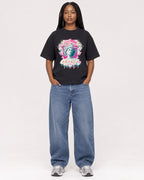 Mockup Boxy Heavyweight Tee Black female full-body 04