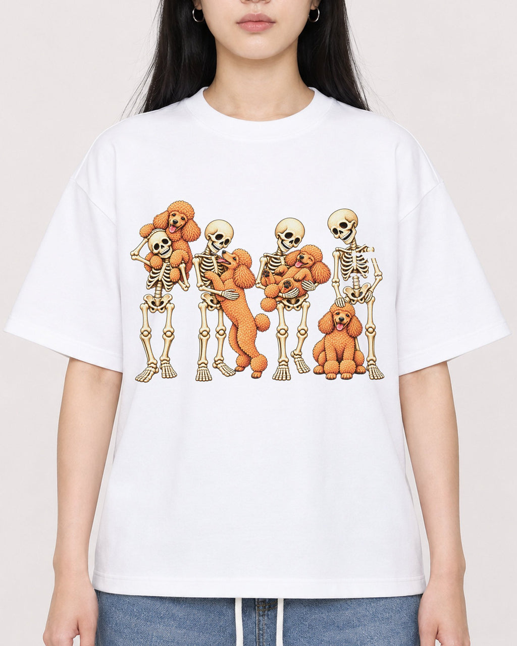 Mockup Boxy Heavyweight Tee White female close-up 01