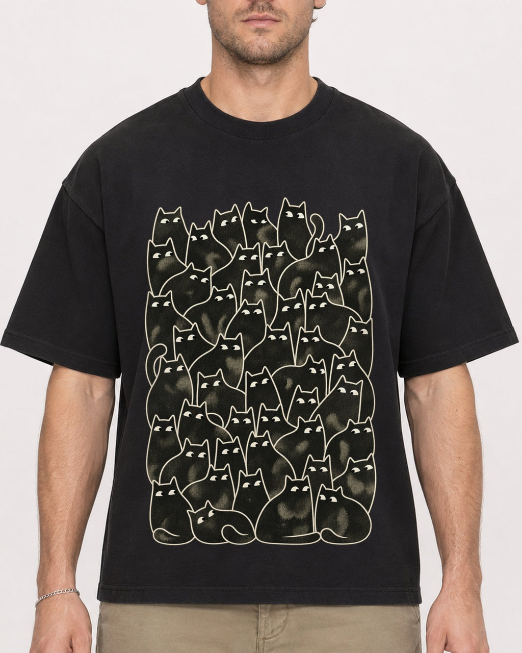 Mockup Boxy Heavyweight Tee Black male close-up 08