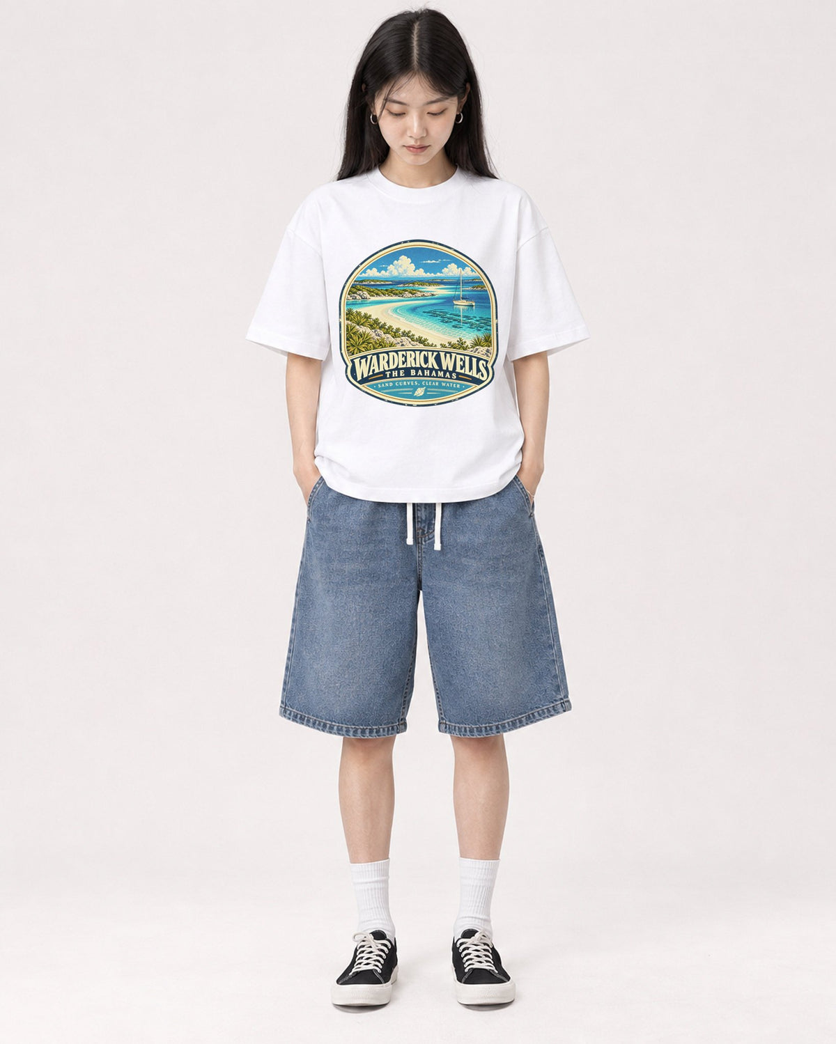 Mockup Boxy Heavyweight Tee White female full-body 01