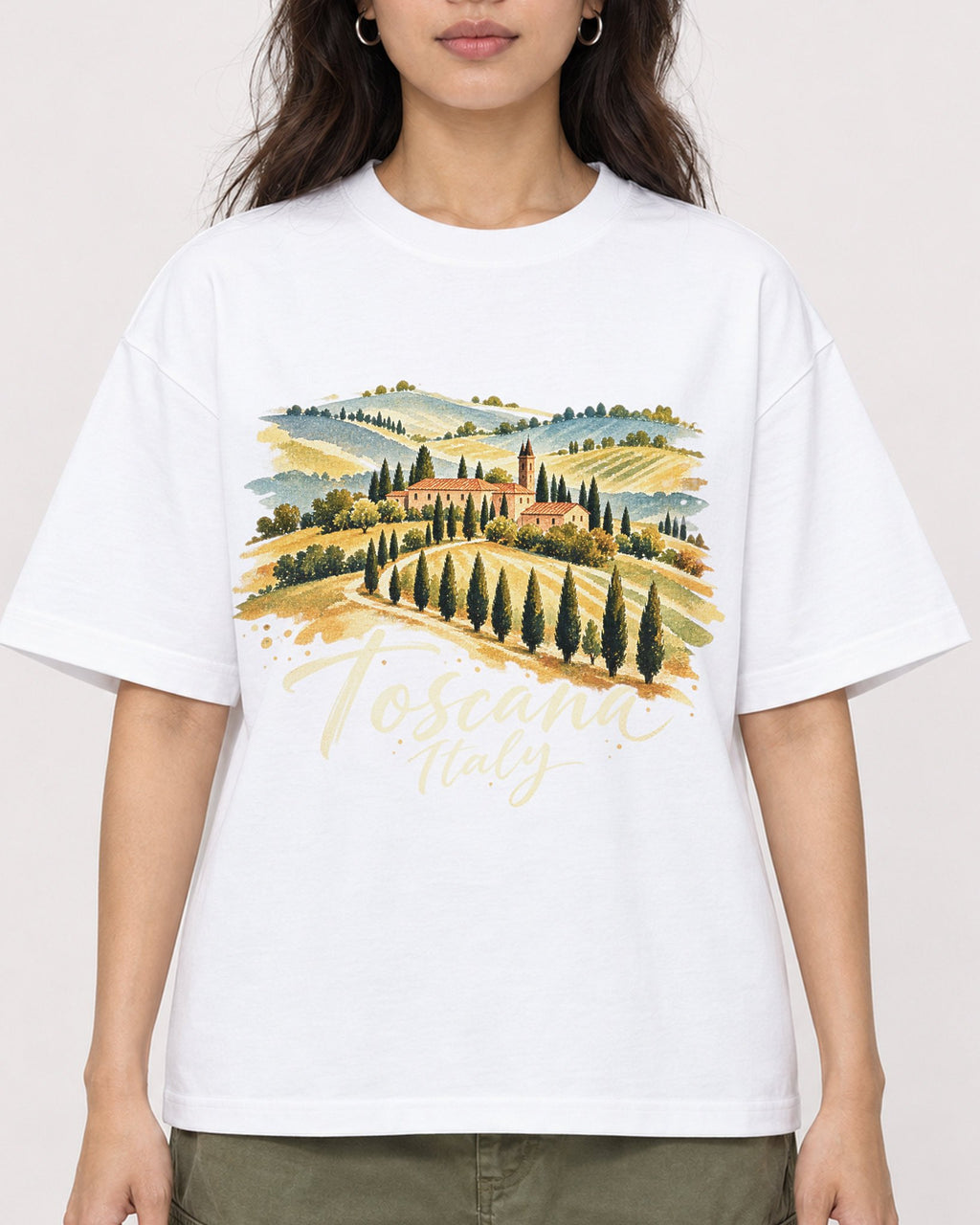 Mockup Boxy Heavyweight Tee White female close-up 02