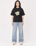 Mockup Boxy Heavyweight Tee Black female full-body 03