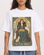 Mockup Boxy Heavyweight Tee White female close-up 06