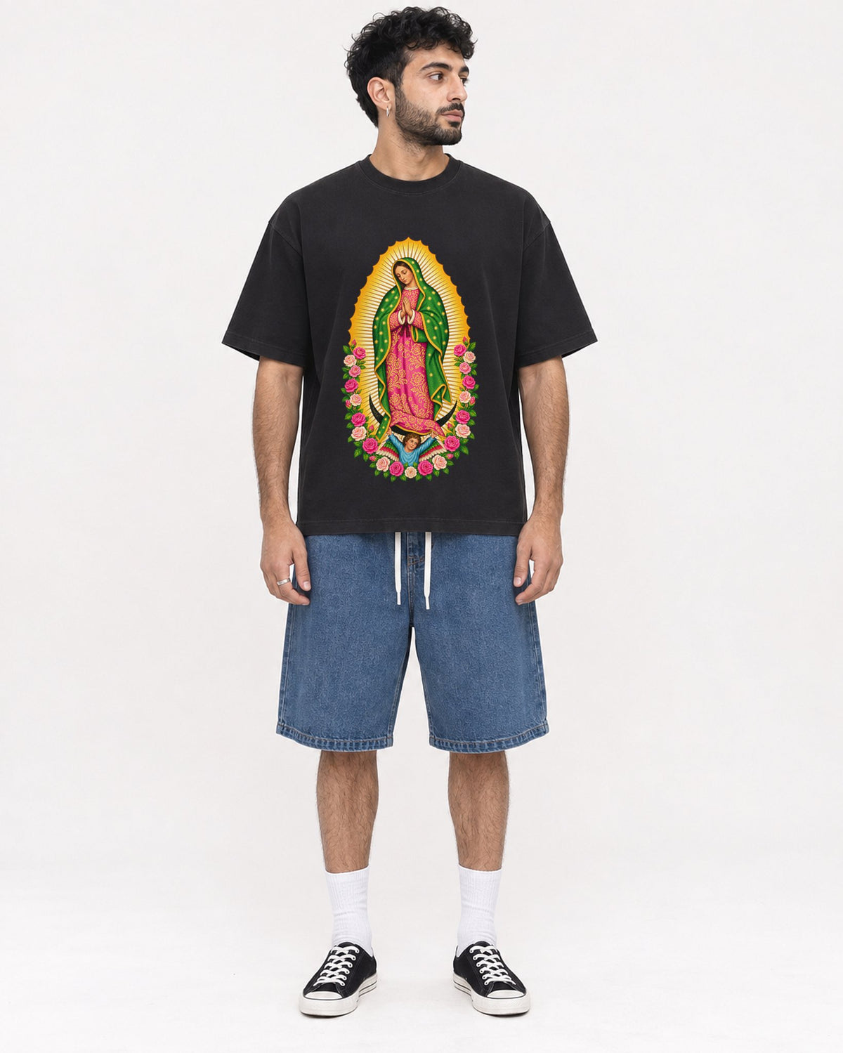 Mockup Boxy Heavyweight Tee Black male full-body 07