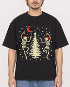Mockup Boxy Heavyweight Tee Black male close-up 02
