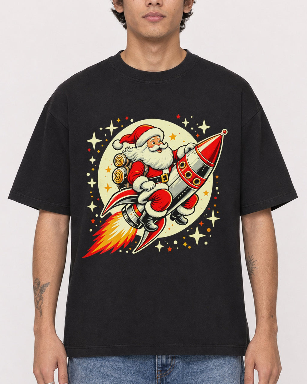 Mockup Boxy Heavyweight Tee Black male close-up 06