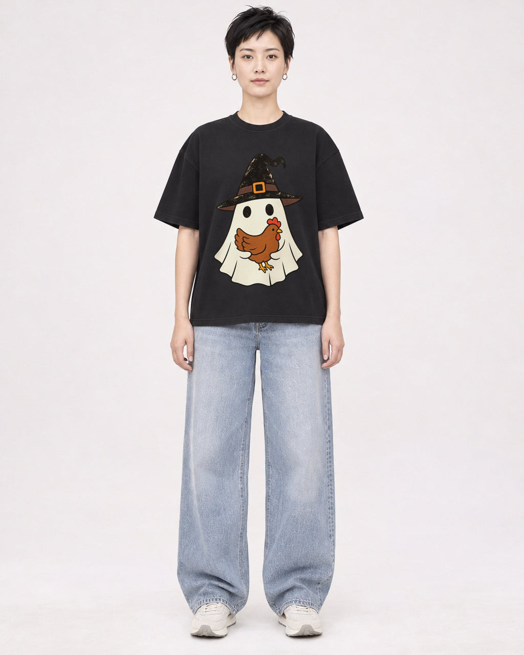 Mockup Boxy Heavyweight Tee Black female full-body 23