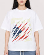 Mockup Boxy Heavyweight Tee White female close-up 01