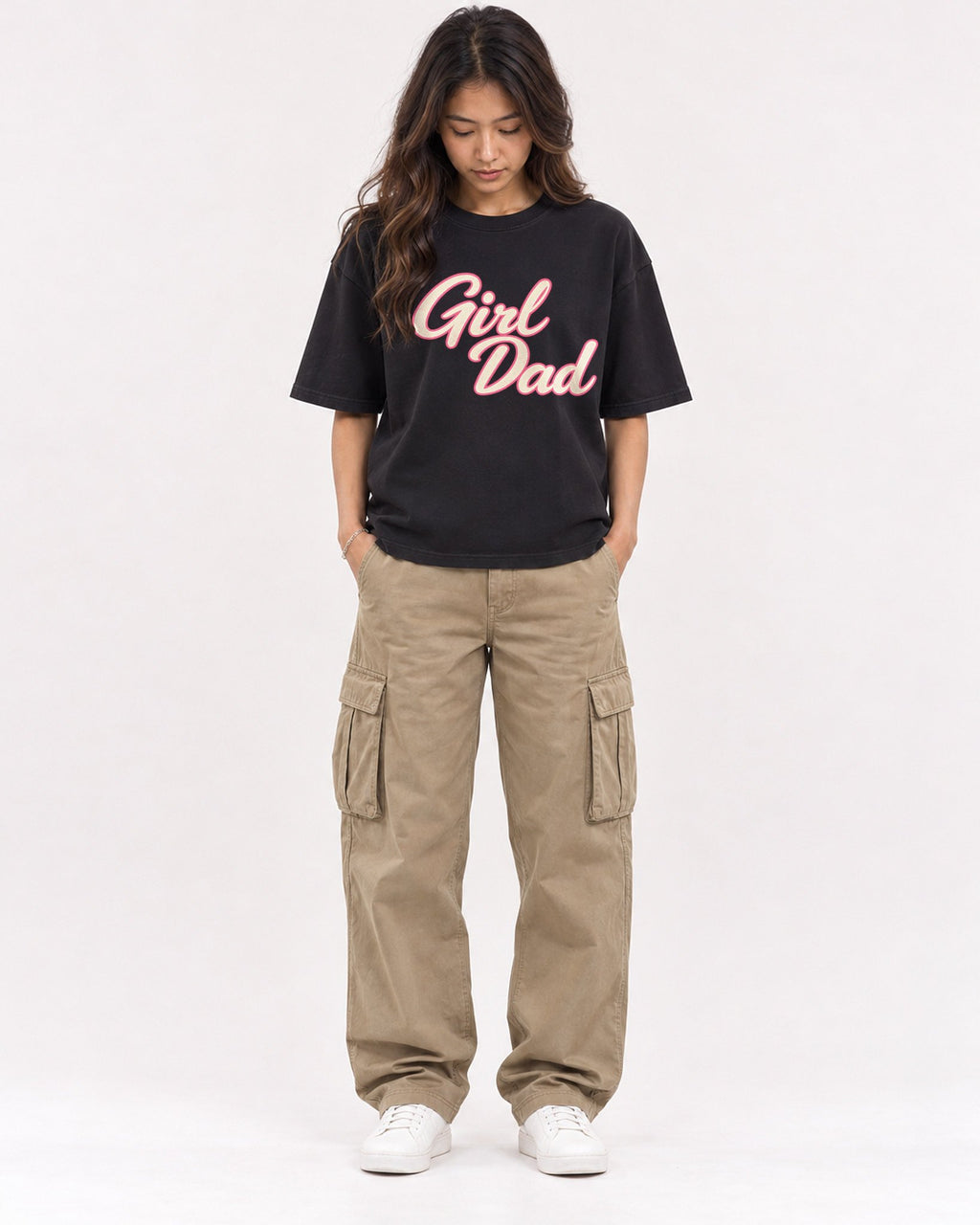 Mockup Boxy Heavyweight Tee Black female full-body 02