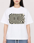 Mockup Boxy Heavyweight Tee White female close-up 01