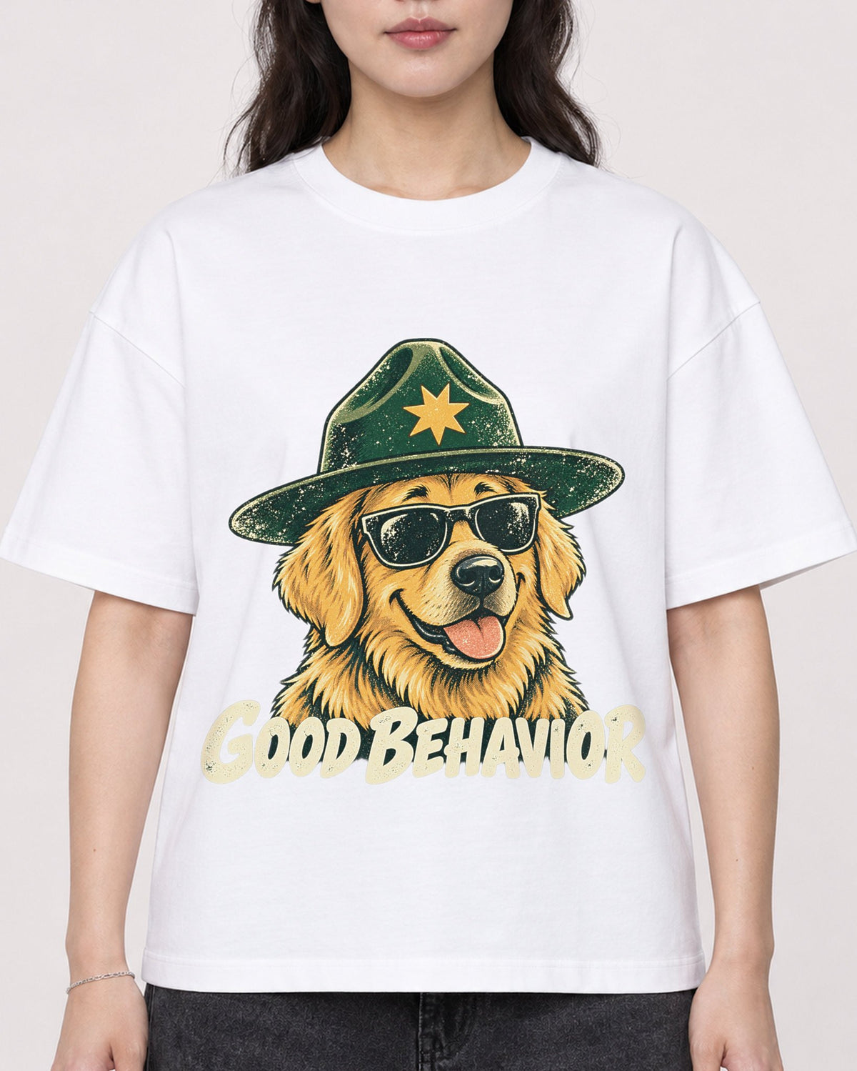 Mockup Boxy Heavyweight Tee White female close-up 03